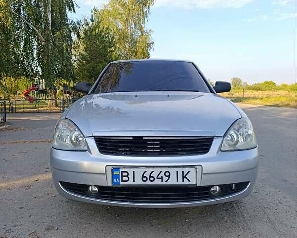 Серый ВАЗ 2170 Priora, объемом двигателя 1.6 л и пробегом 210 тыс. км за 2650 $, фото 5 на Automoto.ua