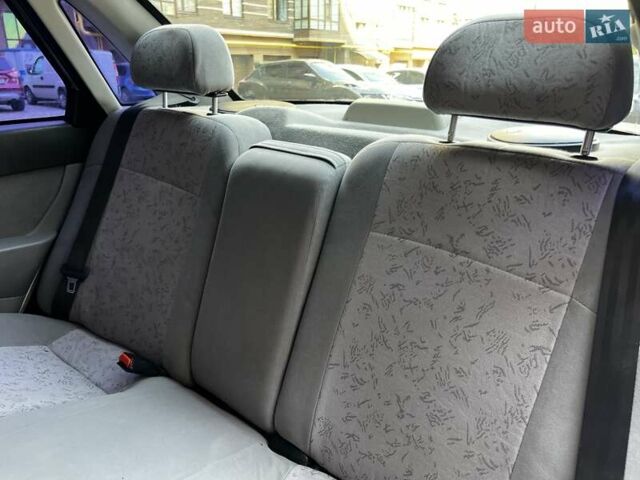 Серый ВАЗ 2170 Priora, объемом двигателя 1.6 л и пробегом 212 тыс. км за 3699 $, фото 29 на Automoto.ua