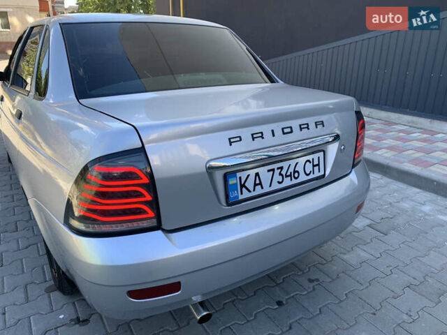Сірий ВАЗ 2170 Priora, об'ємом двигуна 1.6 л та пробігом 190 тис. км за 1699 $, фото 2 на Automoto.ua