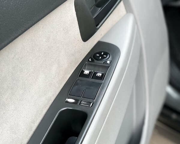 Сірий ВАЗ 2170 Priora, об'ємом двигуна 1.6 л та пробігом 210 тис. км за 2400 $, фото 23 на Automoto.ua
