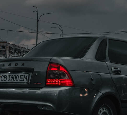 Серый ВАЗ 2170 Priora, объемом двигателя 1.6 л и пробегом 240 тыс. км за 3700 $, фото 3 на Automoto.ua