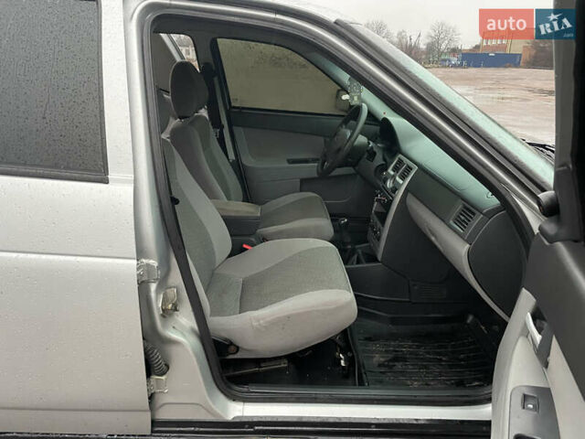 Сірий ВАЗ 2170 Priora, об'ємом двигуна 1.6 л та пробігом 196 тис. км за 2250 $, фото 16 на Automoto.ua