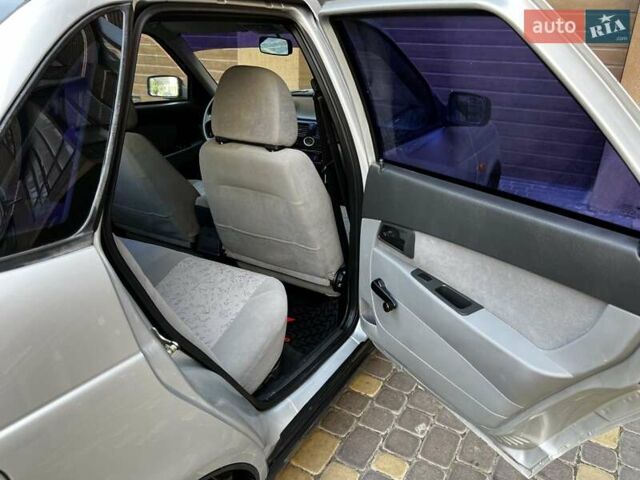 Серый ВАЗ 2170 Priora, объемом двигателя 1.6 л и пробегом 212 тыс. км за 3699 $, фото 30 на Automoto.ua