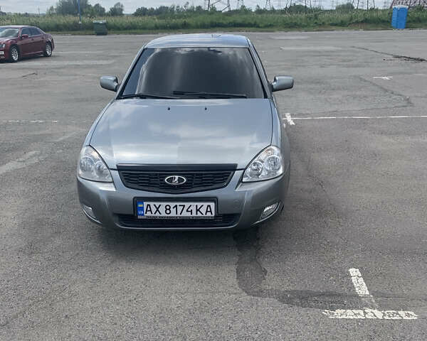 Сірий ВАЗ 2170 Priora, об'ємом двигуна 1.6 л та пробігом 120 тис. км за 2500 $, фото 1 на Automoto.ua