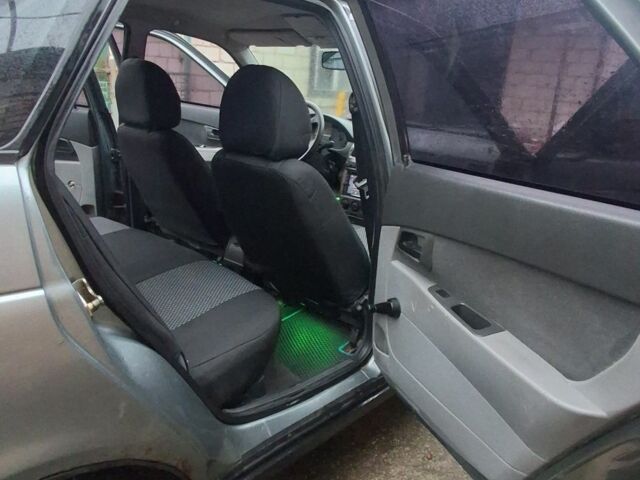 Серый ВАЗ 2170 Priora, объемом двигателя 1.6 л и пробегом 241 тыс. км за 2300 $, фото 2 на Automoto.ua