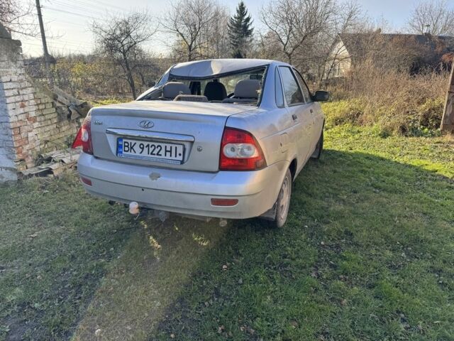 Серый ВАЗ 2170 Priora, объемом двигателя 1.6 л и пробегом 260 тыс. км за 1150 $, фото 7 на Automoto.ua