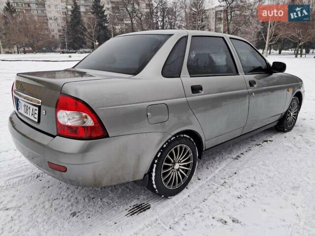 Серый ВАЗ 2170 Priora, объемом двигателя 1.6 л и пробегом 160 тыс. км за 2950 $, фото 4 на Automoto.ua