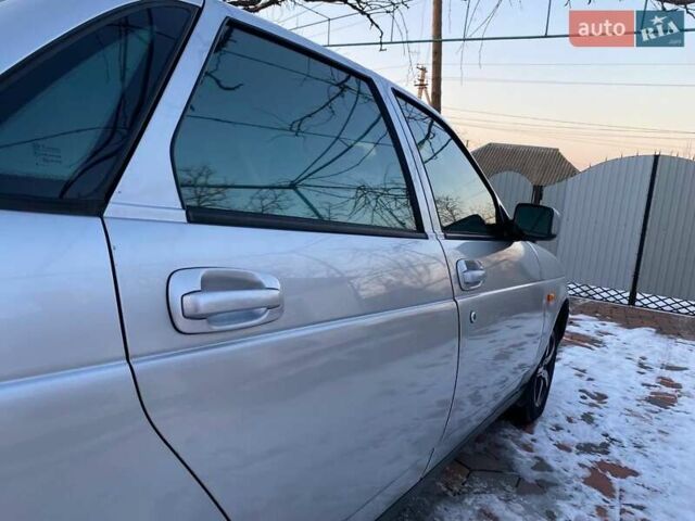 Серый ВАЗ 2170 Priora, объемом двигателя 1.6 л и пробегом 299 тыс. км за 3000 $, фото 16 на Automoto.ua