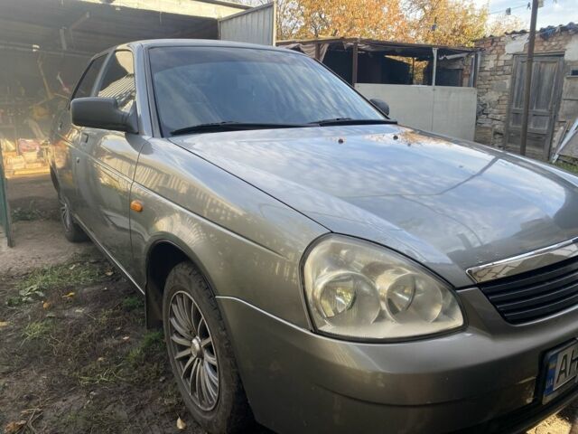 Серый ВАЗ 2170 Priora, объемом двигателя 1.6 л и пробегом 188 тыс. км за 2500 $, фото 2 на Automoto.ua