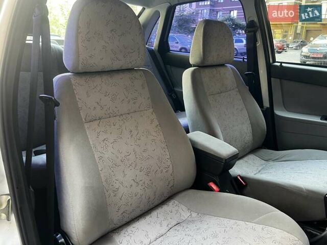 Серый ВАЗ 2170 Priora, объемом двигателя 1.6 л и пробегом 212 тыс. км за 3699 $, фото 36 на Automoto.ua