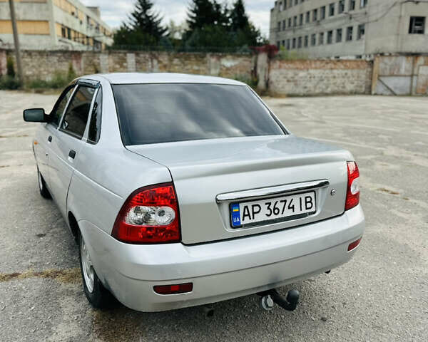 Серый ВАЗ 2170 Priora, объемом двигателя 1.6 л и пробегом 163 тыс. км за 2399 $, фото 6 на Automoto.ua