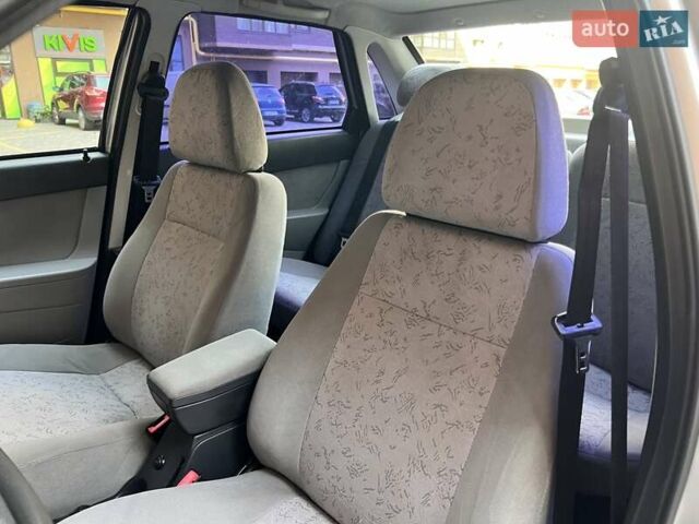 Серый ВАЗ 2170 Priora, объемом двигателя 1.6 л и пробегом 212 тыс. км за 3699 $, фото 26 на Automoto.ua