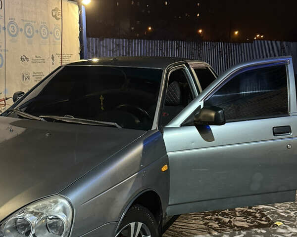 Серый ВАЗ 2170 Priora, объемом двигателя 1.6 л и пробегом 175 тыс. км за 3200 $, фото 6 на Automoto.ua