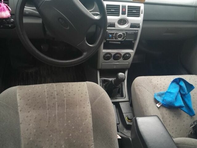 Серый ВАЗ 2170 Priora, объемом двигателя 1.6 л и пробегом 188 тыс. км за 1950 $, фото 4 на Automoto.ua