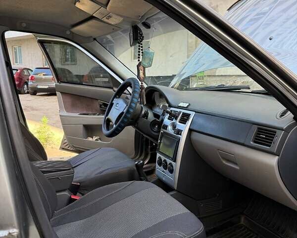 Сірий ВАЗ 2170 Priora, об'ємом двигуна 1.6 л та пробігом 273 тис. км за 3200 $, фото 12 на Automoto.ua