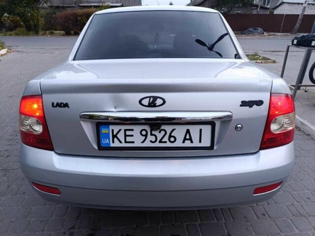 ВАЗ 2170 Priora 2008 у Синельниковом на Automoto.ua Сірий ВАЗ 2170 Priora, об'ємом двигуна 1.6 л та пробігом 215 тис. км за 2400 $, фото 7 на Automoto.ua