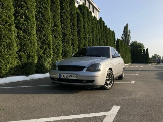 Сірий ВАЗ 2170 Priora, об'ємом двигуна 1.6 л та пробігом 245 тис. км за 3000 $, фото 1 на Automoto.ua