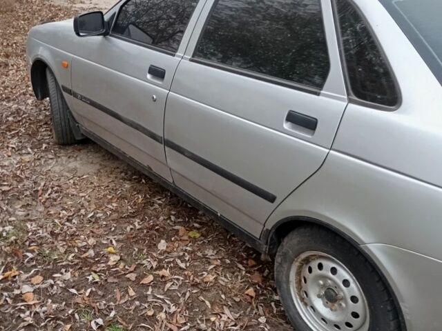 Серый ВАЗ 2170 Priora, объемом двигателя 1.6 л и пробегом 245 тыс. км за 1400 $, фото 3 на Automoto.ua