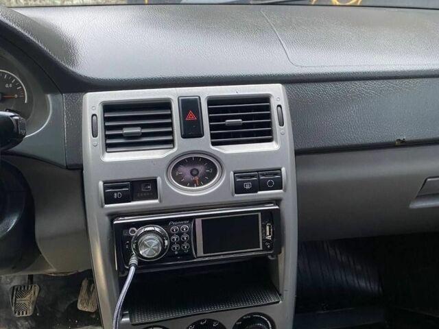 Сірий ВАЗ 2170 Priora, об'ємом двигуна 1.6 л та пробігом 180 тис. км за 2200 $, фото 9 на Automoto.ua