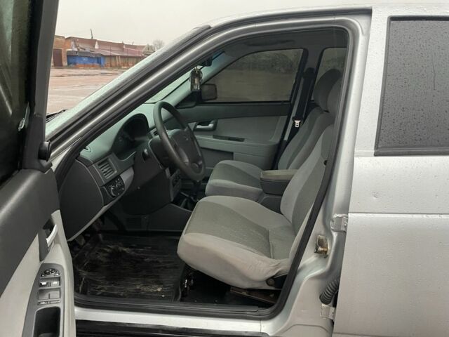 Сірий ВАЗ 2170 Priora, об'ємом двигуна 1.6 л та пробігом 196 тис. км за 2250 $, фото 14 на Automoto.ua