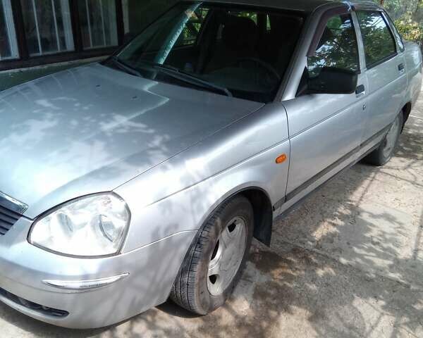 Сірий ВАЗ 2170 Priora, об'ємом двигуна 1.6 л та пробігом 180 тис. км за 2400 $, фото 4 на Automoto.ua