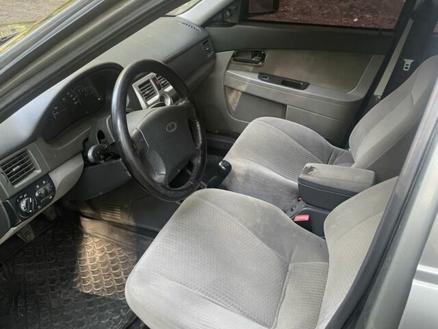 Сірий ВАЗ 2170 Priora, об'ємом двигуна 1.6 л та пробігом 2 тис. км за 1700 $, фото 6 на Automoto.ua