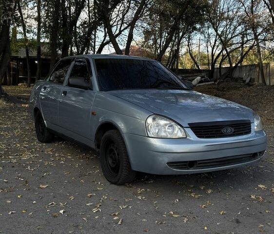 Серый ВАЗ 2170 Priora, объемом двигателя 0 л и пробегом 3 тыс. км за 1999 $, фото 6 на Automoto.ua