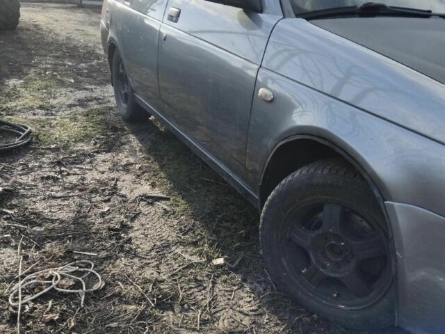 Серый ВАЗ 2170 Priora, объемом двигателя 1 л и пробегом 1 тыс. км за 1550 $, фото 2 на Automoto.ua