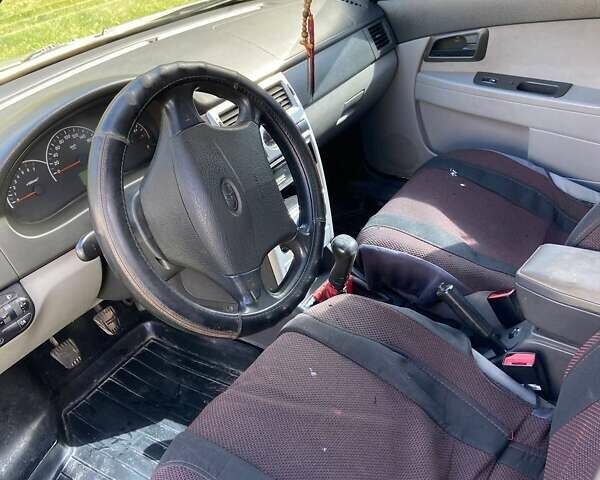 Серый ВАЗ 2170 Priora, объемом двигателя 1.6 л и пробегом 140 тыс. км за 2300 $, фото 2 на Automoto.ua