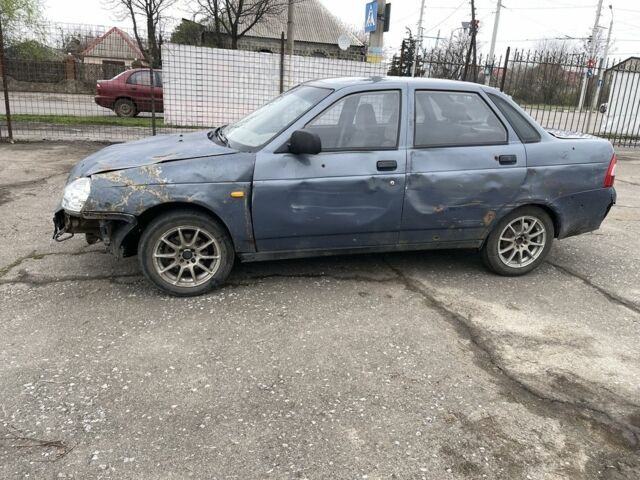 Серый ВАЗ 2170 Priora, объемом двигателя 0 л и пробегом 170 тыс. км за 1000 $, фото 2 на Automoto.ua