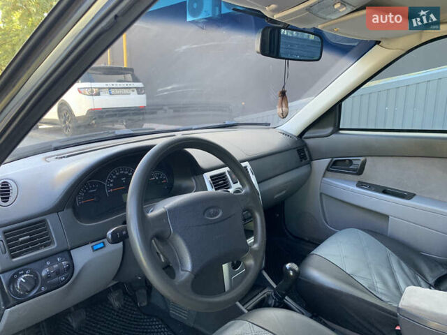 Сірий ВАЗ 2170 Priora, об'ємом двигуна 1.6 л та пробігом 190 тис. км за 1699 $, фото 13 на Automoto.ua