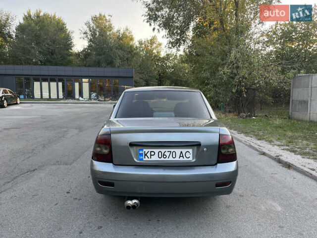 Сірий ВАЗ 2170 Priora, об'ємом двигуна 1.6 л та пробігом 250 тис. км за 1999 $, фото 4 на Automoto.ua