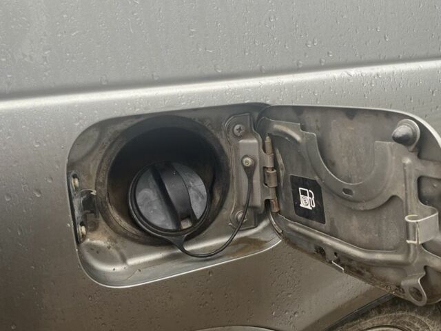 Сірий ВАЗ 2170 Priora, об'ємом двигуна 1.6 л та пробігом 150 тис. км за 3200 $, фото 7 на Automoto.ua