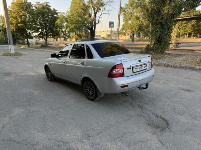 Сірий ВАЗ 2170 Priora, об'ємом двигуна 1.6 л та пробігом 217 тис. км за 2006 $, фото 1 на Automoto.ua