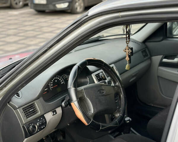 Сірий ВАЗ 2170 Priora, об'ємом двигуна 1.6 л та пробігом 120 тис. км за 2499 $, фото 5 на Automoto.ua