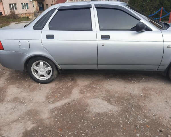 Сірий ВАЗ 2170 Priora, об'ємом двигуна 1.6 л та пробігом 125 тис. км за 2350 $, фото 16 на Automoto.ua