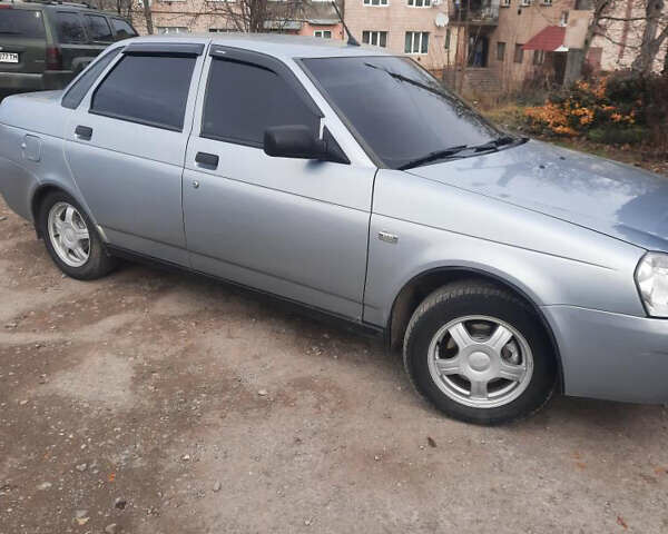 Сірий ВАЗ 2170 Priora, об'ємом двигуна 1.6 л та пробігом 125 тис. км за 2350 $, фото 17 на Automoto.ua