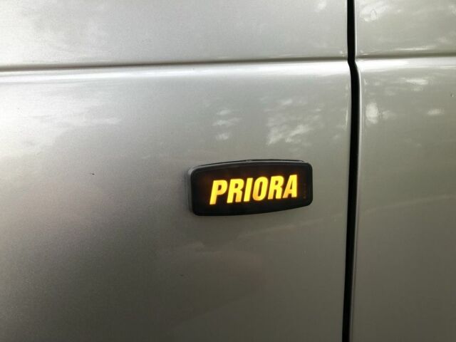Сірий ВАЗ 2170 Priora, об'ємом двигуна 1.6 л та пробігом 200 тис. км за 1999 $, фото 16 на Automoto.ua