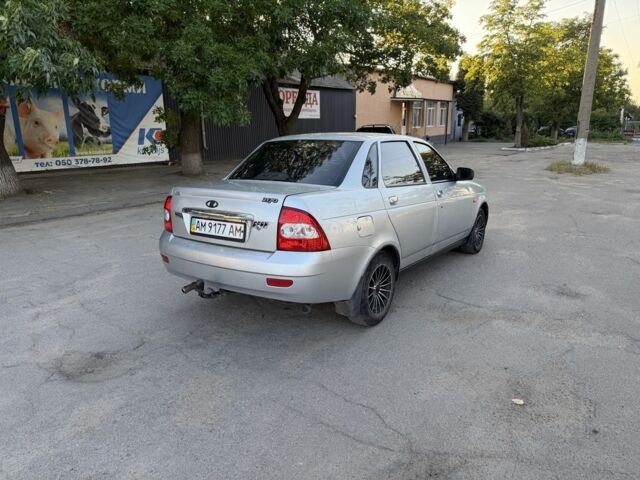 Сірий ВАЗ 2170 Priora, об'ємом двигуна 1.6 л та пробігом 217 тис. км за 2006 $, фото 2 на Automoto.ua