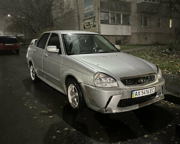 Серый ВАЗ 2170 Priora, объемом двигателя 1.6 л и пробегом 120 тыс. км за 2100 $, фото 5 на Automoto.ua