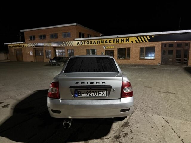 Серый ВАЗ 2170 Priora, объемом двигателя 1.6 л и пробегом 382 тыс. км за 2568 $, фото 1 на Automoto.ua