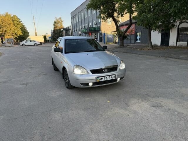 Сірий ВАЗ 2170 Priora, об'ємом двигуна 1.6 л та пробігом 217 тис. км за 2006 $, фото 4 на Automoto.ua