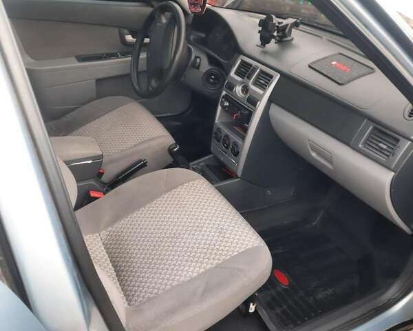 Сірий ВАЗ 2170 Priora, об'ємом двигуна 1.6 л та пробігом 125 тис. км за 2350 $, фото 13 на Automoto.ua