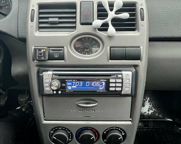 Серый ВАЗ 2170 Priora, объемом двигателя 1.6 л и пробегом 88 тыс. км за 4200 $, фото 12 на Automoto.ua