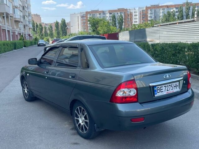 Серый ВАЗ 2170 Priora, объемом двигателя 1.6 л и пробегом 180 тыс. км за 3550 $, фото 8 на Automoto.ua