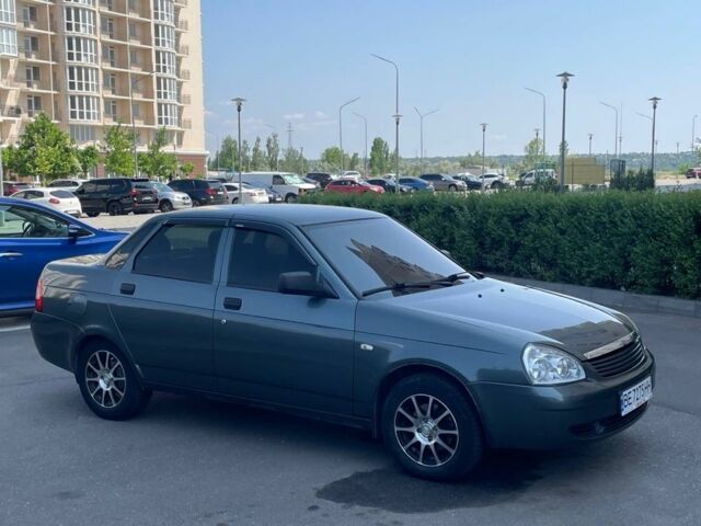 Серый ВАЗ 2170 Priora, объемом двигателя 1.6 л и пробегом 180 тыс. км за 3550 $, фото 12 на Automoto.ua