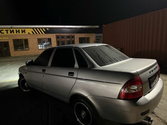 Серый ВАЗ 2170 Priora, объемом двигателя 1.6 л и пробегом 382 тыс. км за 2568 $, фото 3 на Automoto.ua