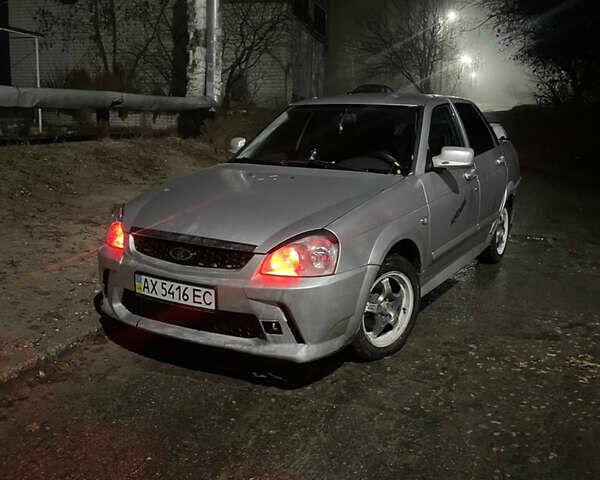 Серый ВАЗ 2170 Priora, объемом двигателя 1.6 л и пробегом 120 тыс. км за 2100 $, фото 4 на Automoto.ua