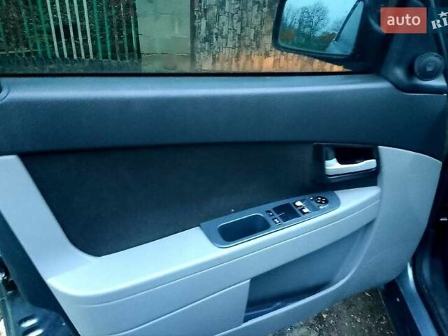 Серый ВАЗ 2170 Priora, объемом двигателя 1.6 л и пробегом 128 тыс. км за 2800 $, фото 10 на Automoto.ua