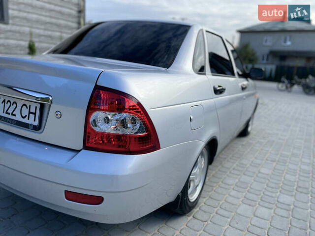 Серый ВАЗ 2170 Priora, объемом двигателя 0 л и пробегом 178 тыс. км за 2850 $, фото 8 на Automoto.ua